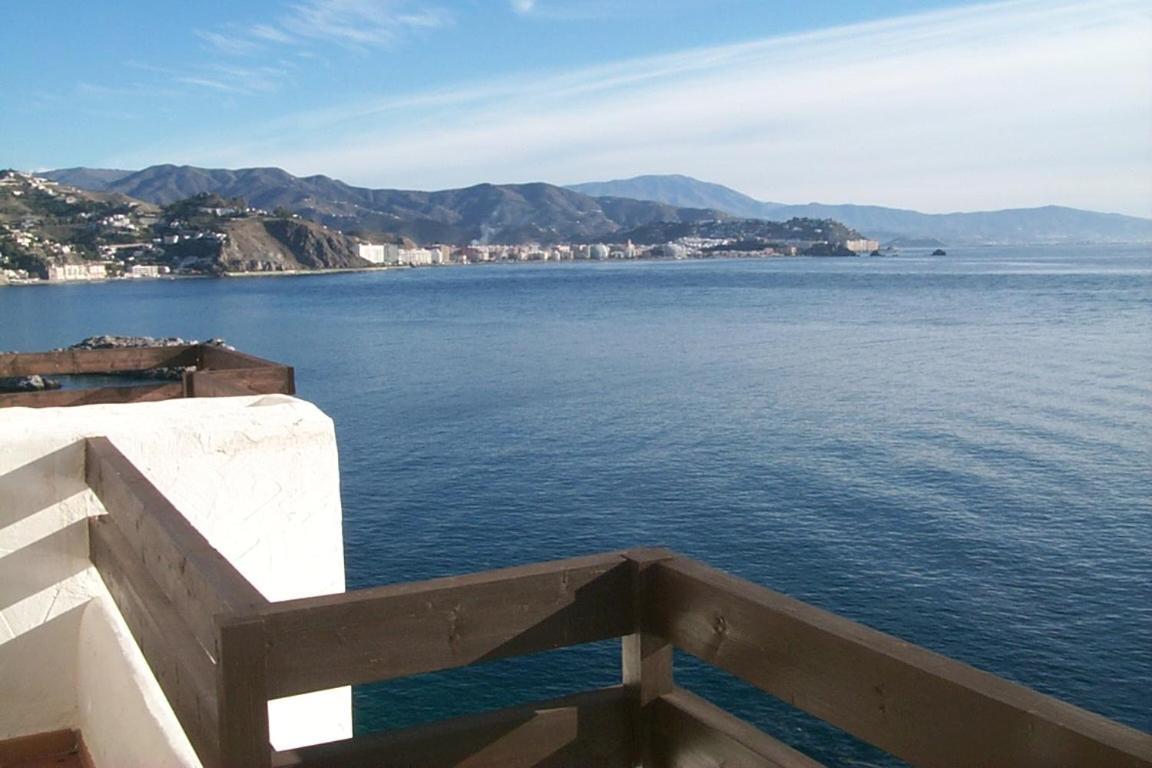 Cala Marina Apartment La Herradura  Exterior photo